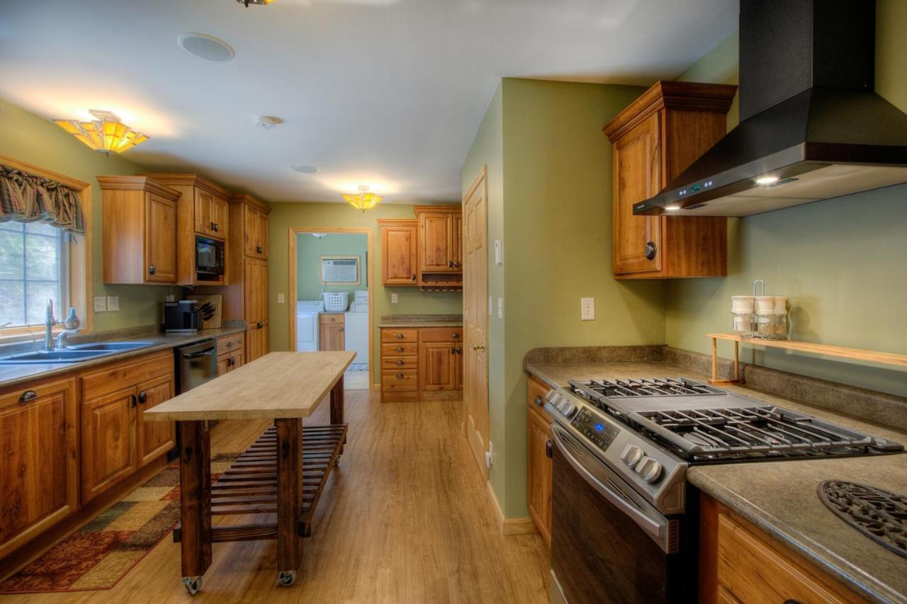 Eagle Pine Lodge Custer Luaran gambar