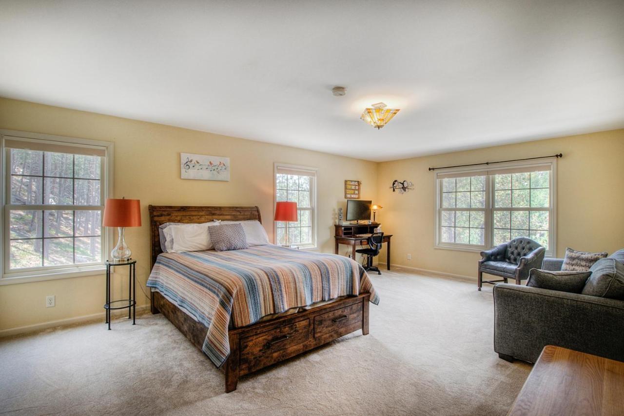Eagle Pine Lodge Custer Luaran gambar